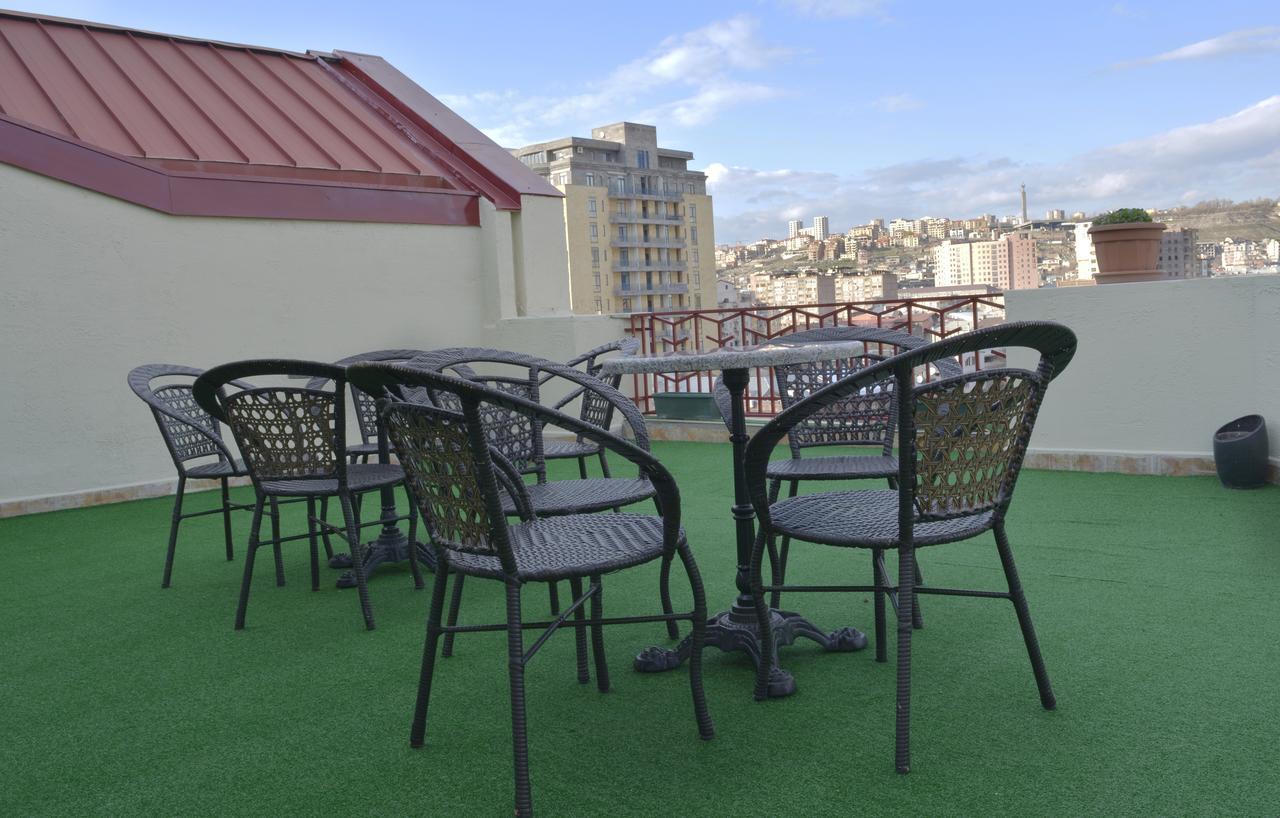 The Rooms Hostel Γιερεβάν Εξωτερικό φωτογραφία