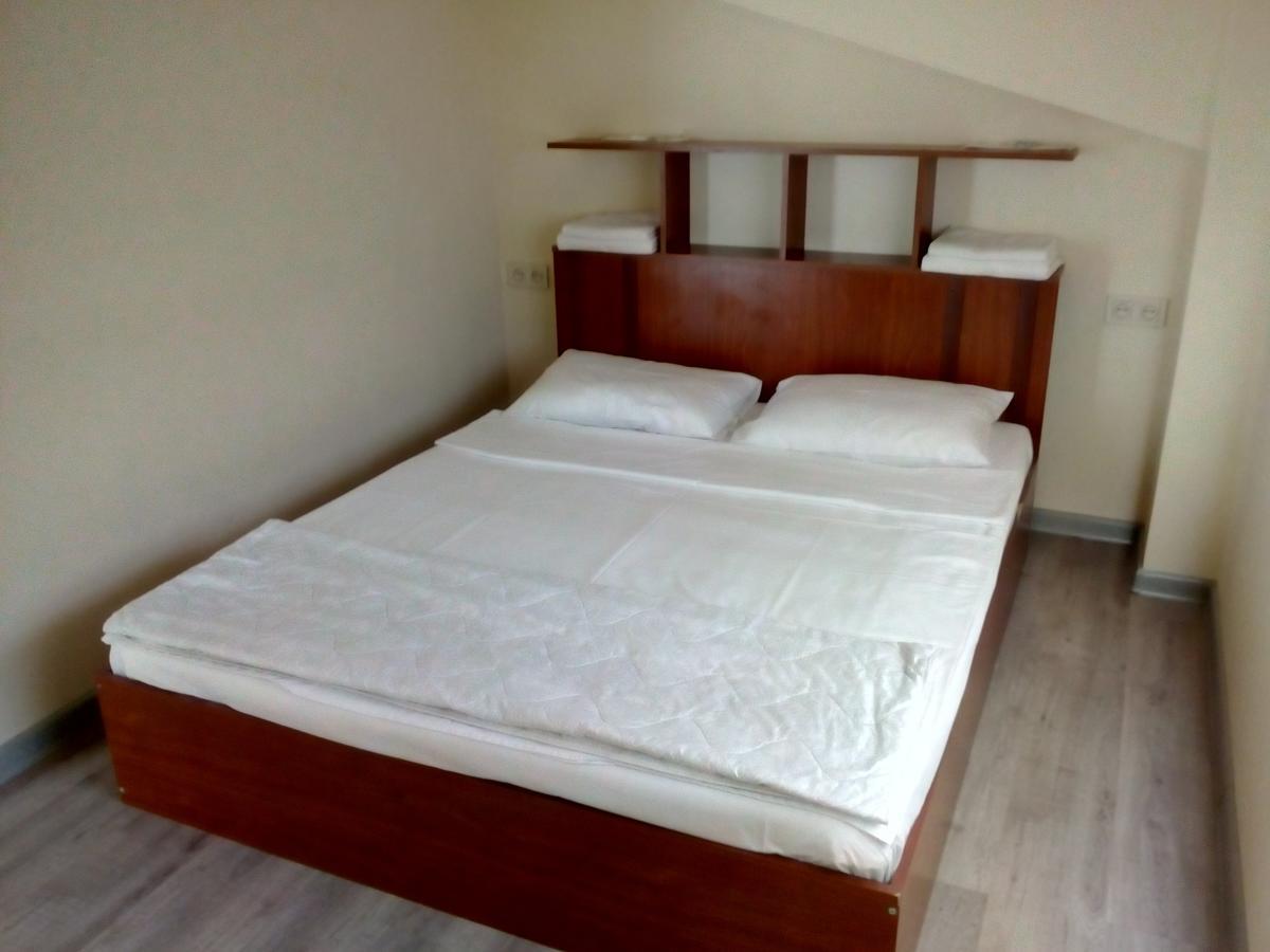 The Rooms Hostel Γιερεβάν Εξωτερικό φωτογραφία